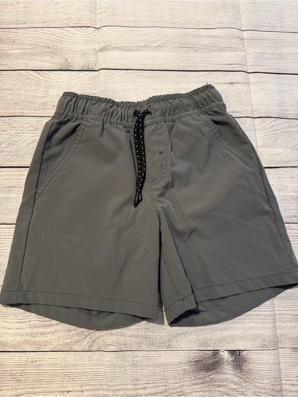 Cat & Jack Quick Dry Above the Knee Pull-On Gray Shorts size Small